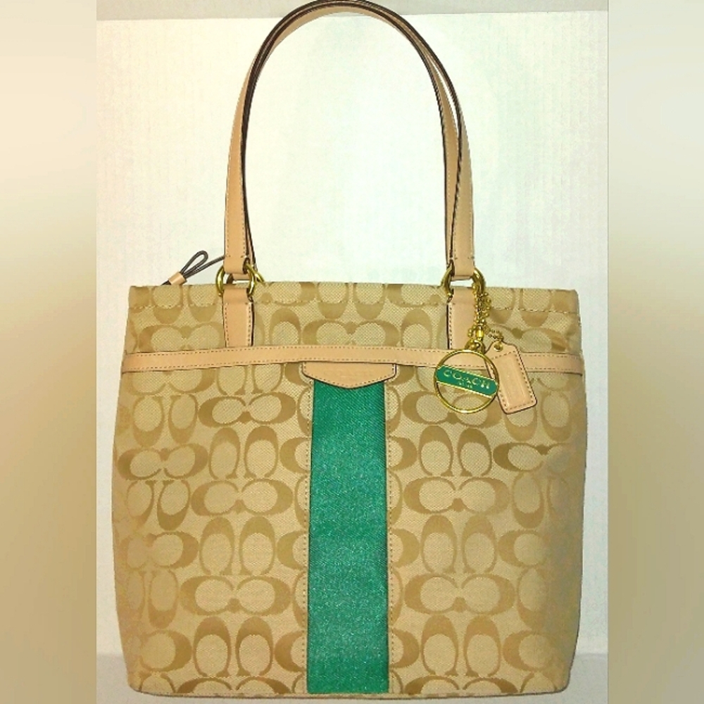 ☆Brand New☆Beautiful COACH Signature Stripe 12CM Emerald Zip Top Tote☆